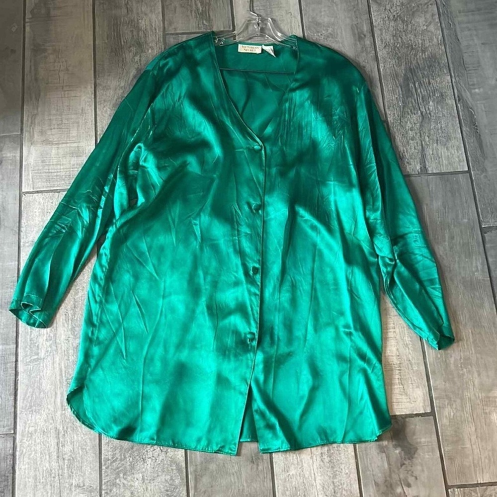 Vintage Victorias Secret Silk Emerald Green Sleeping Shirt